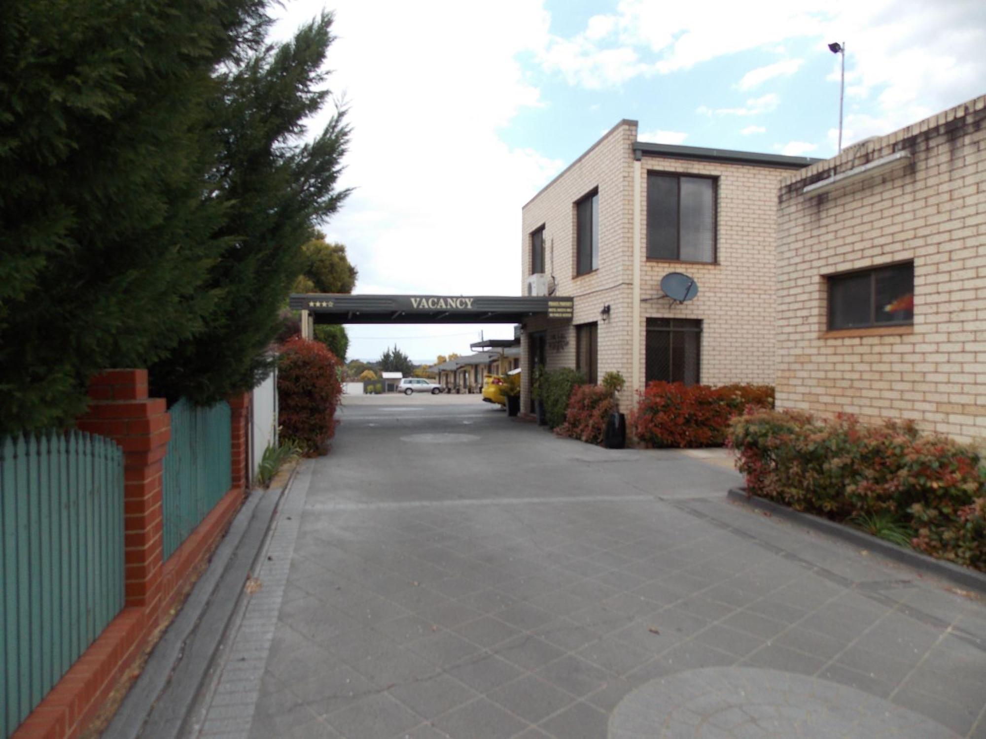Cowra Crest Motel Exterior foto